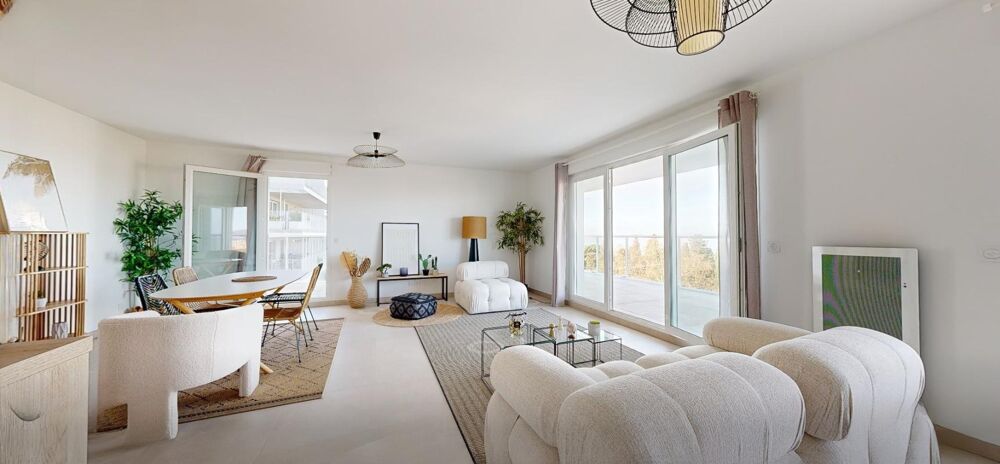 Sète - Face au Bassin de Thau : T4 traversant avec 62 m² de terrasse