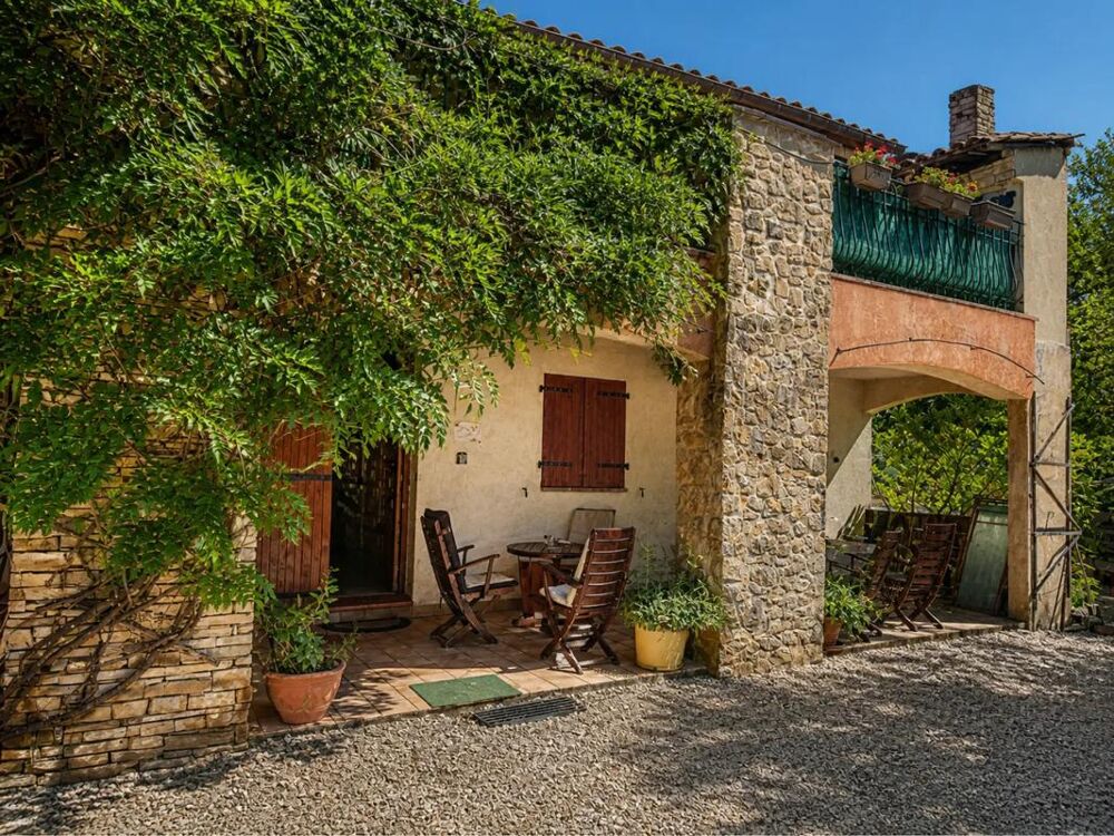 Vente Maison Maison de 7 pièces d'environ 196 m² à Esparron-de-Verdon Esparron de verdon