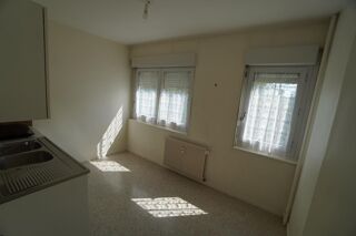  Appartement à louer 1 pièce 34 m²