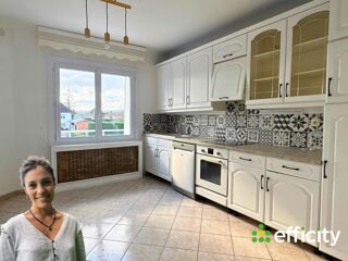  Maison � vendre 9 pi�ces 200 m�