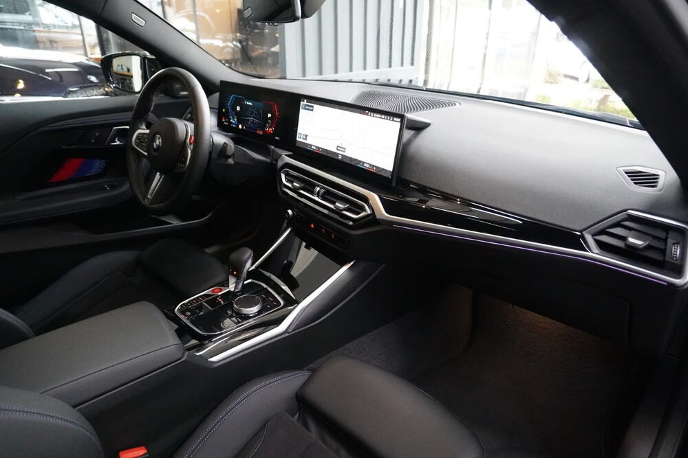 M2 Coup&eacute; 2023 occasion 33000 Bordeaux