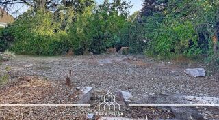  Terrain à vendre 589 m²