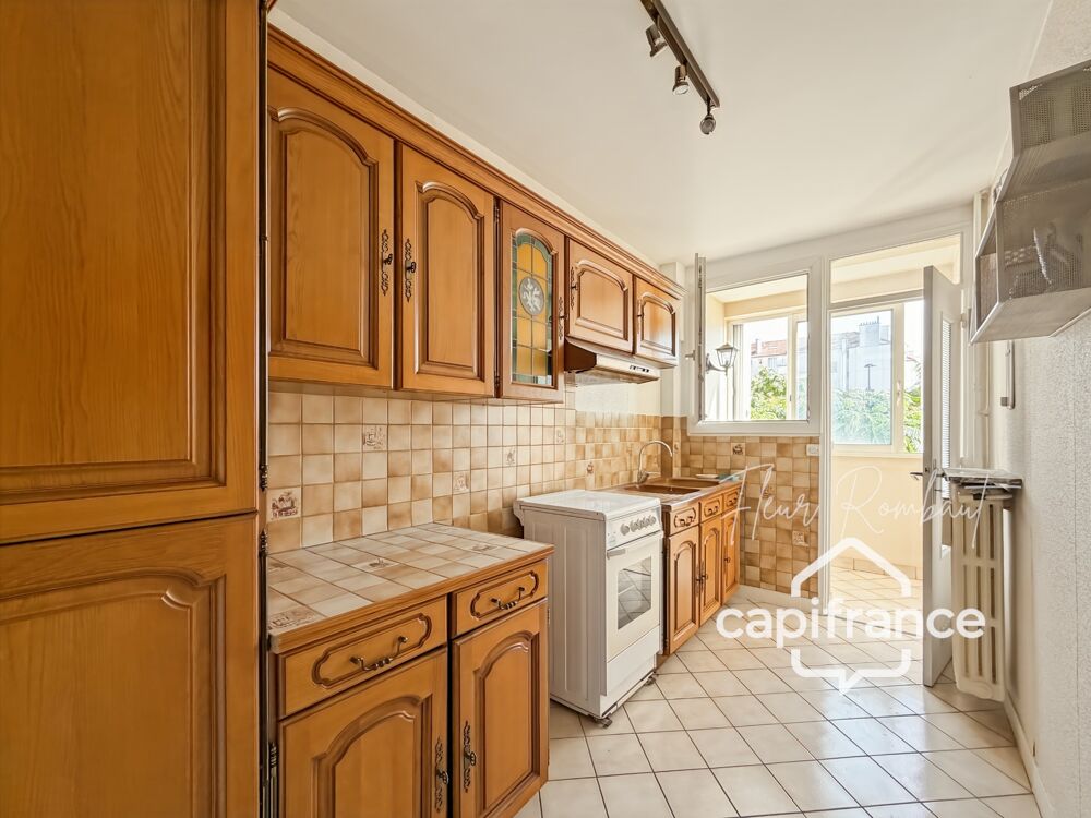 Vente Appartement Appartement 2 pièces lumineux avec loggia, balcon, cave et parking proche gare Trappes