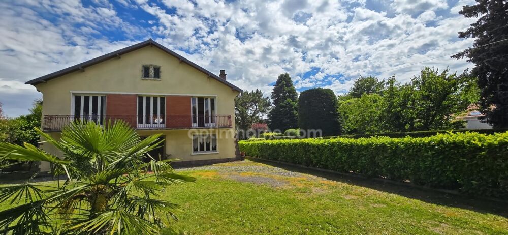 Vente Maison Maison à vendre 9 pièces PAU (64) Rare– Entre Trespoey et Allées de Morlaàs – 260 m² et 1300M2 de terrain Pau