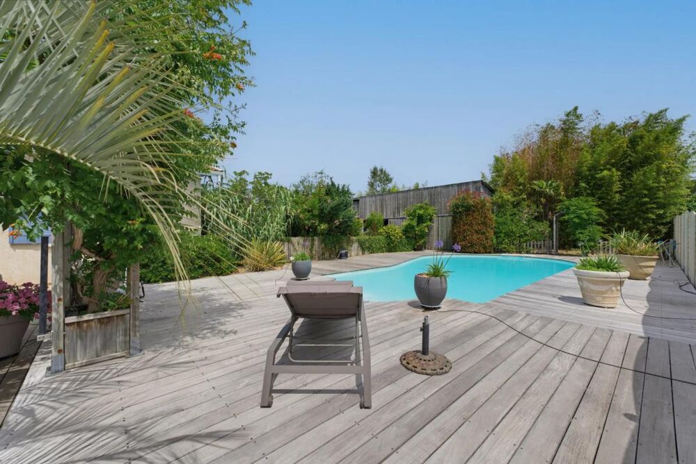 Maison 5 pièces 230 m² · à Gradignan · 230 m² · 890 000 €