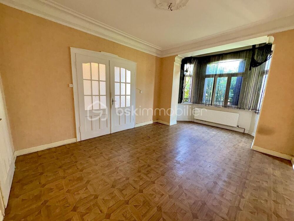 Vente Maison Maison d'environ 135 m² – Beau potentiel, garage et grand jardin – Sarreguemines Sarreguemines