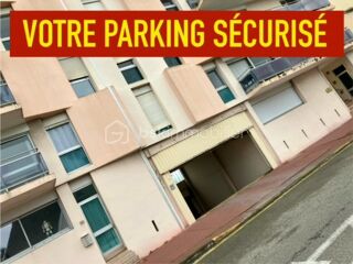  Parking / Garage  vendre 