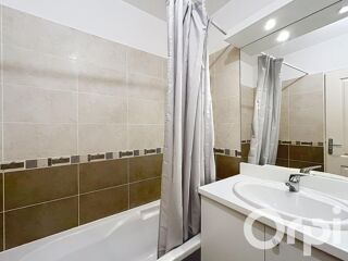 Appartement à louer 2 pièces 41 m²