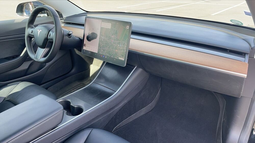 Model 3 476 Dual Motor AWD Long Range - Premi&egrave;re main 2020 occasion 49700 Doue En Anjou