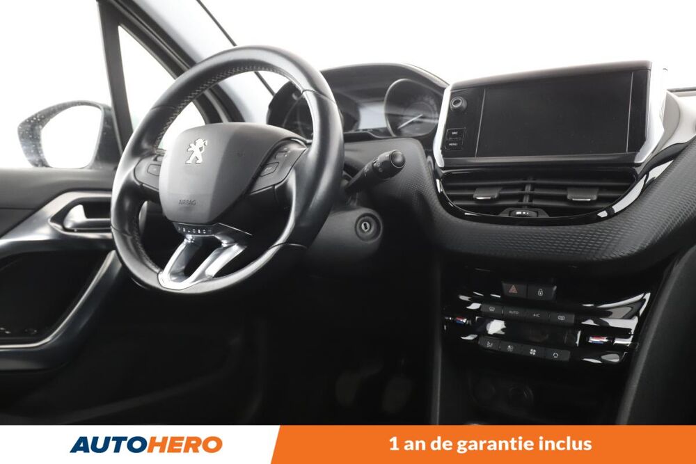 2008 1.2 PureTech Allure 110 ch 2017 occasion 92130 Issy-les-Moulineaux