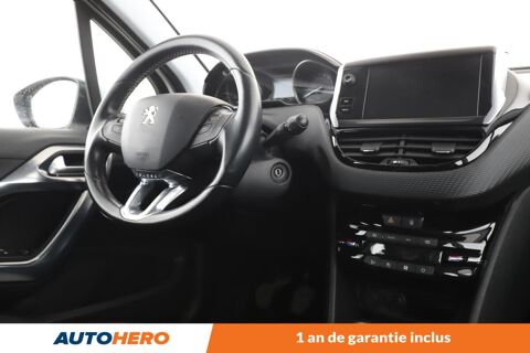 2008 1.2 PureTech Allure 110 ch 2017 occasion 92130 Issy-les-Moulineaux