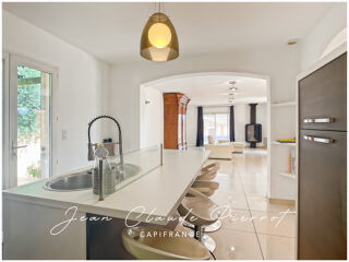  Maison � vendre 5 pi�ces 218 m�