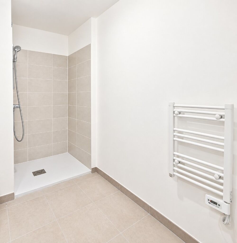 Location Appartement T2 avec terrasse et parking à DEVILLE-LES-ROUEN Deville les rouen