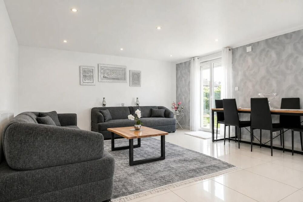 Vente Maison Immeuble rénové avec 3 appartements à Mulhouse Mulhouse
