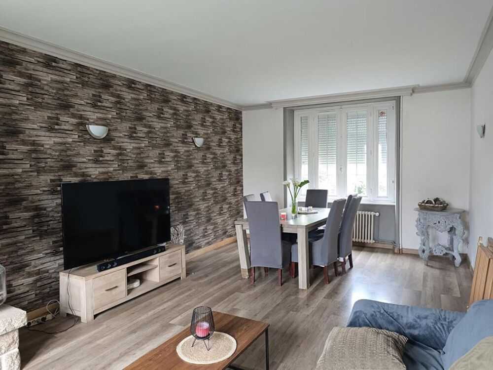 29520 Châteauneuf du Faou maison rénovée 5 chambres sous sol complet