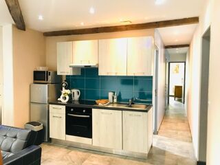  Immeuble à vendre 14 pièces 320 m²