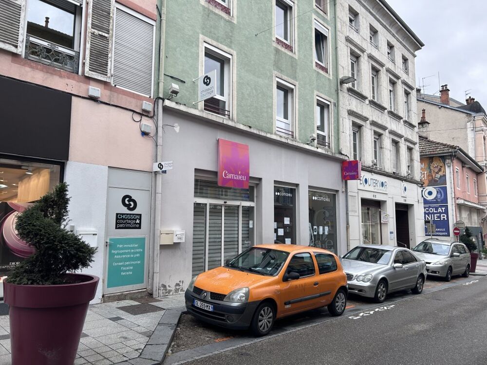   A LOUER - LOCAL COMMERCIAL Oyonnax