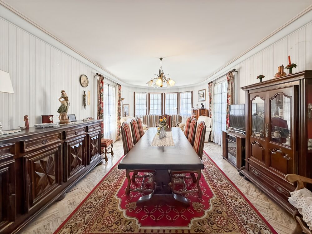 Vente Maison Maison 6 pièces de 133 m² à Montréal (32) Montreal