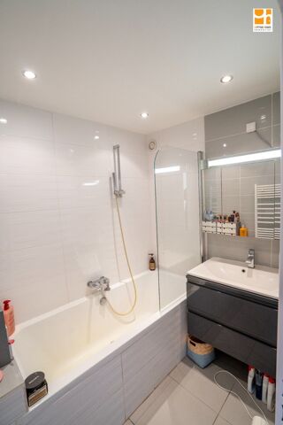  Appartement � vendre 4 pi�ces 86 m�