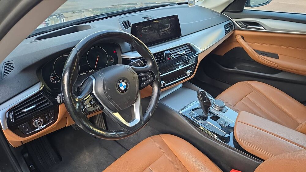 S&eacute;rie 5 Touring (G31) 518d 150 BVA8 Business Design 2019 occasion 91800 Brunoy
