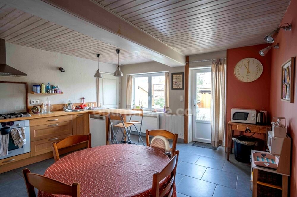 Vente Maison Maison familiale atypique de 153 m² – Jardin clos – Quartier calme et recherché Mouilleron en pareds