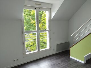  Appartement à louer 2 pièces 35 m²