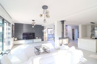  Maison � vendre 4 pi�ces 187 m�