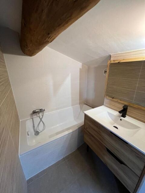  Appartement � louer 2 pi�ces 65 m�