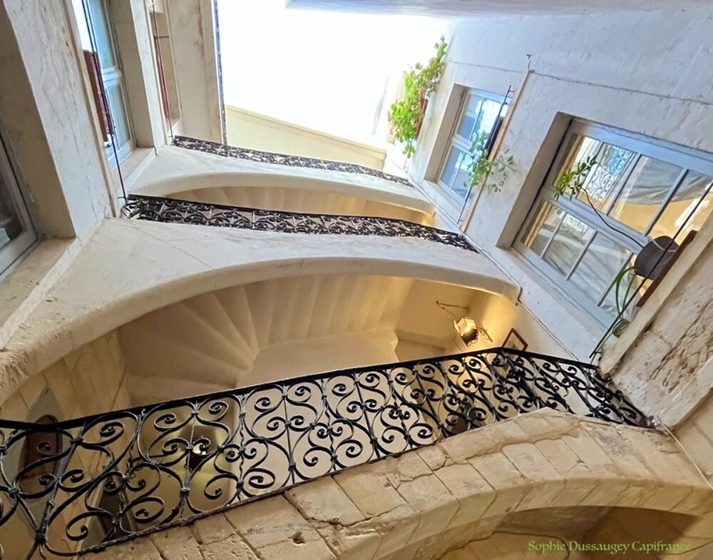 Vente Maison Hotel particulier dans le centre historique de Bordeaux Bordeaux