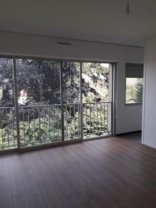  Appartement à louer 1 pièce 25 m²