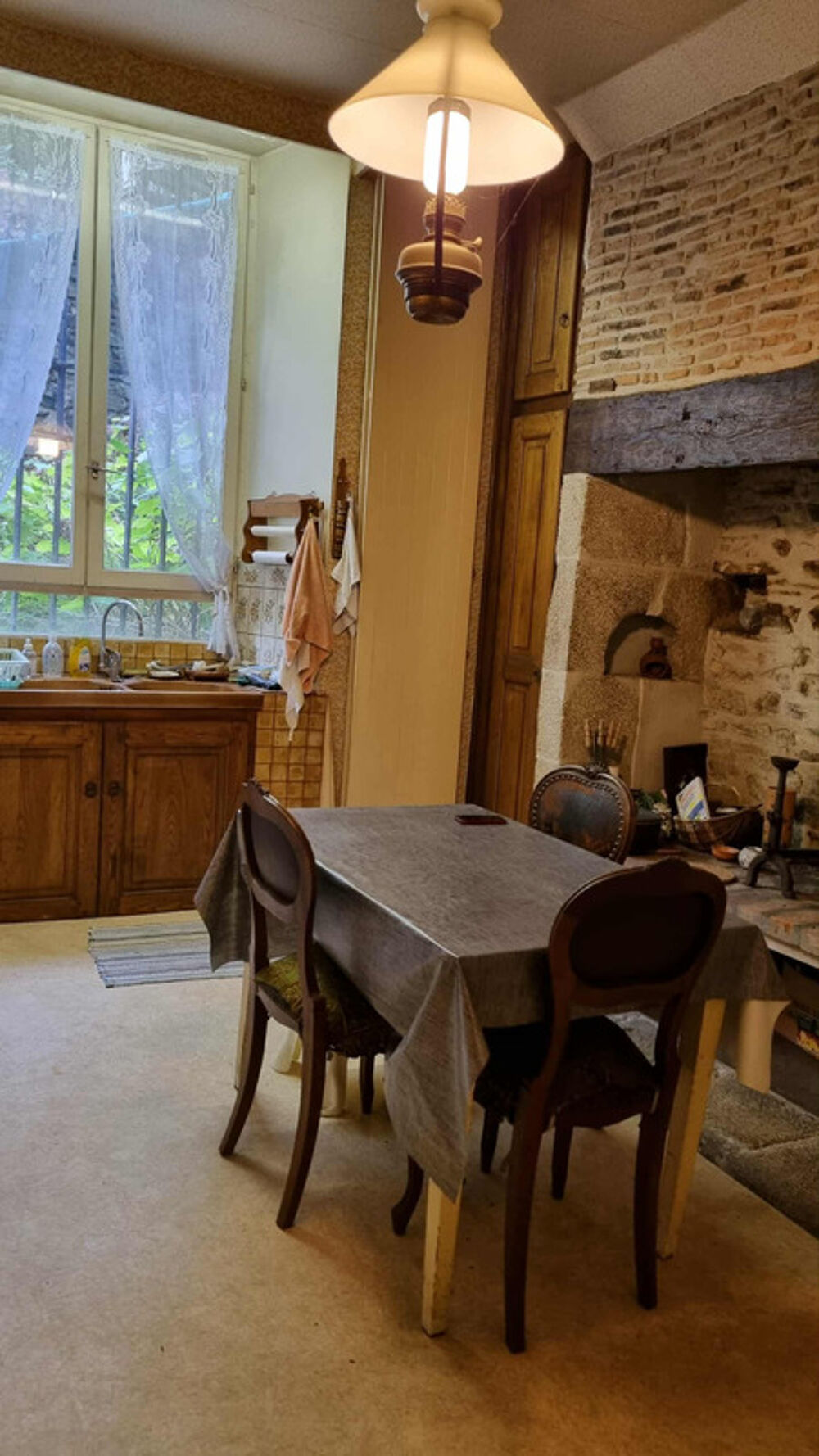 TULLE -Grand Duplex de caractère de 130 m2 à rénover