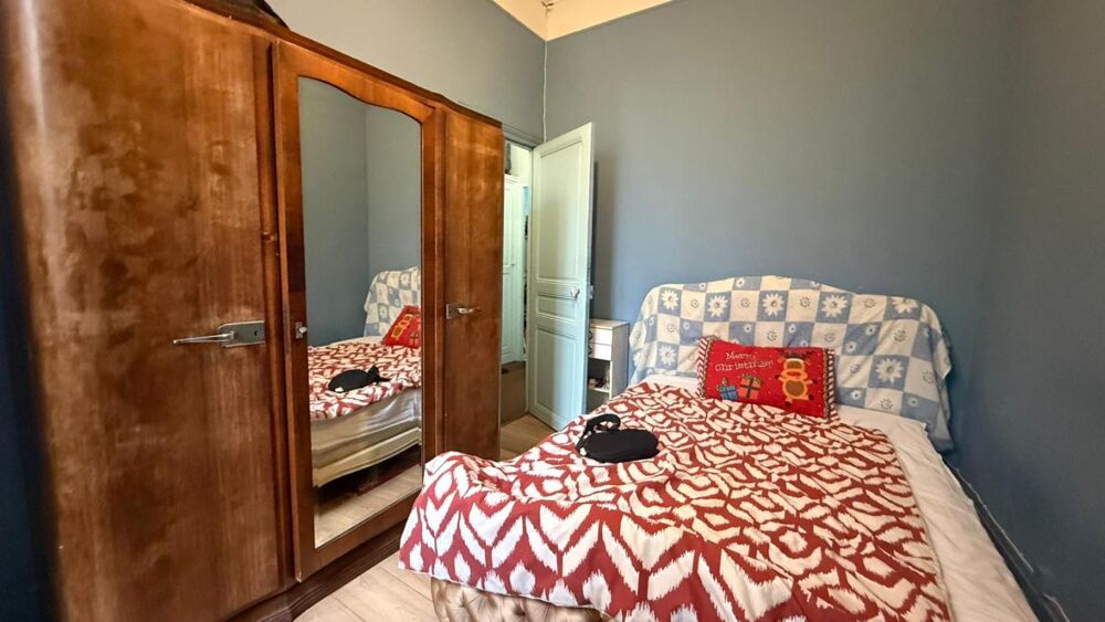 Vente Appartement T2 - 29m² - 145 000€ - RDC Suresnes