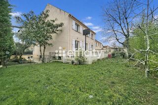  Maison � vendre 7 pi�ces 165 m�