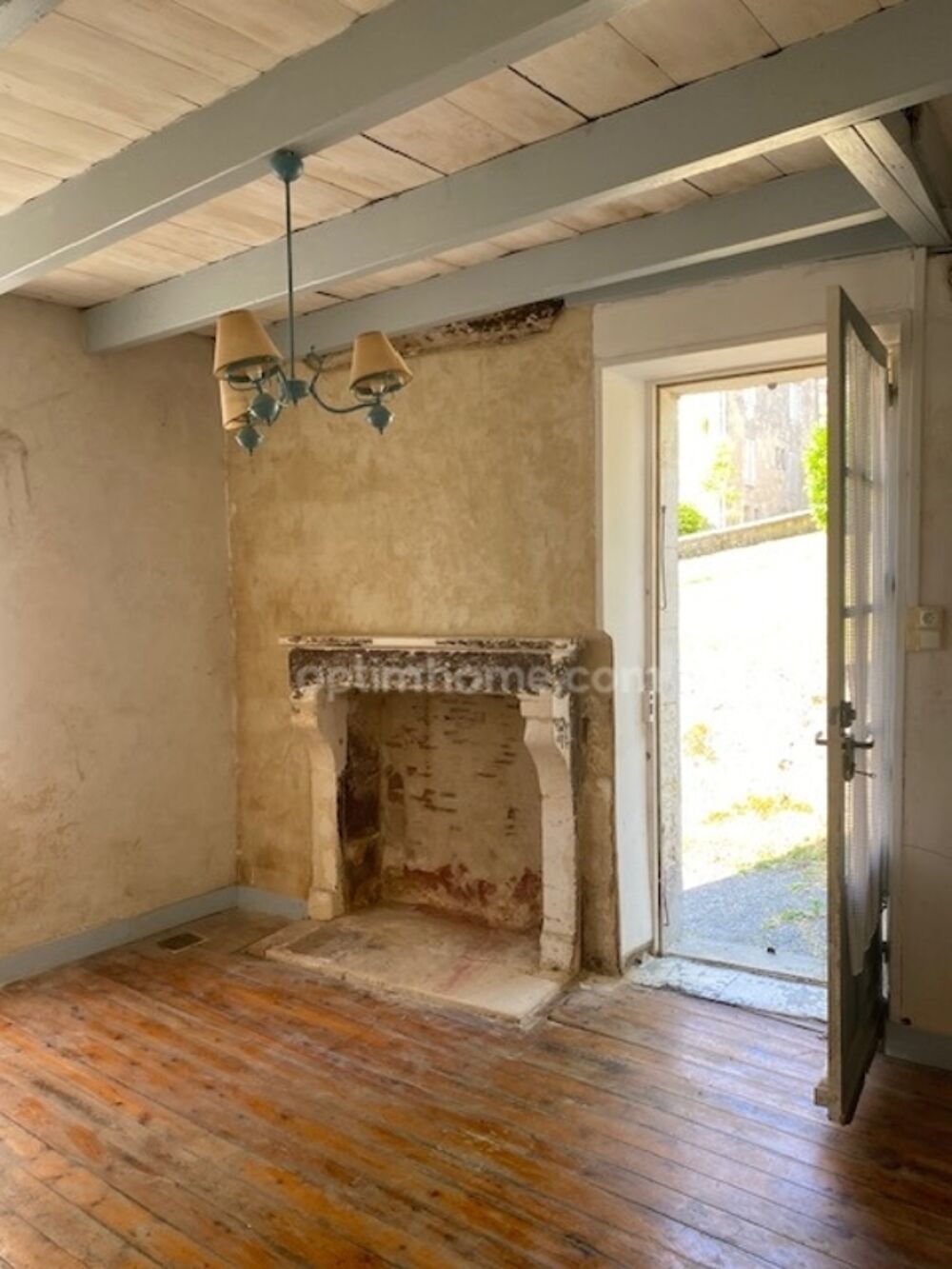 Vente Maison Belle maison en pierres au coeur du village de Villebois-Lavalette Villebois lavalette