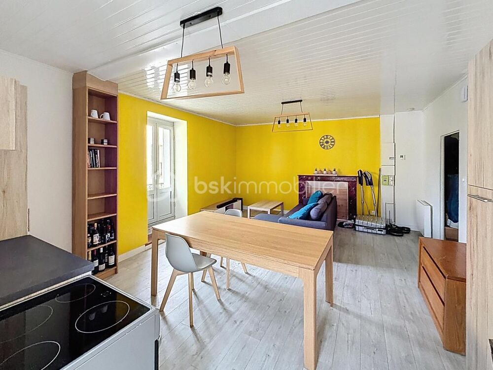 Vente Appartement En plein coeur du Grand-Fougeray, à seulement 10 minutes de Bain-de-Bretagne et 40 minutes de Rennes, découvrez cet appartement Grand fougeray