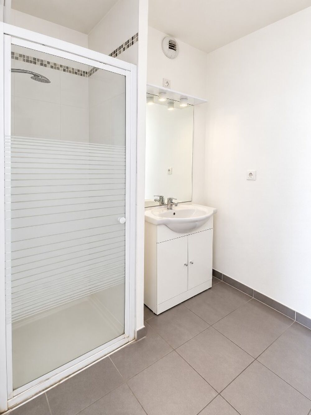 Location Appartement T2 avec balcon et parking à ROUBAIX Roubaix