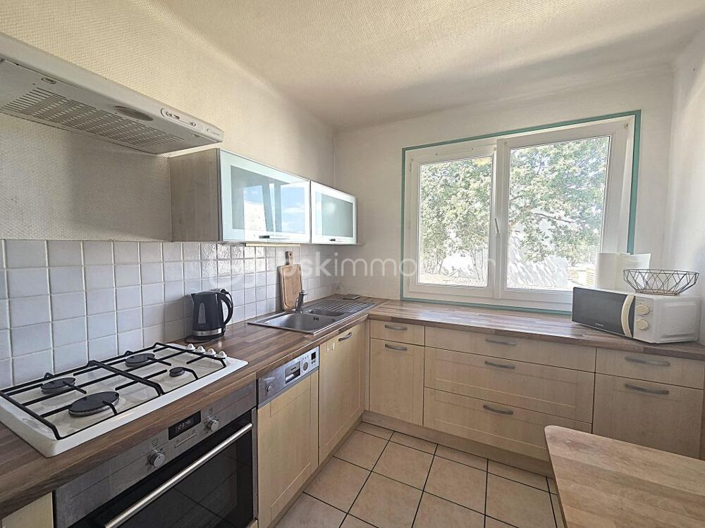Lorient  Quartier du Rouho  T4 68,40 m²  3 chambres avec cave