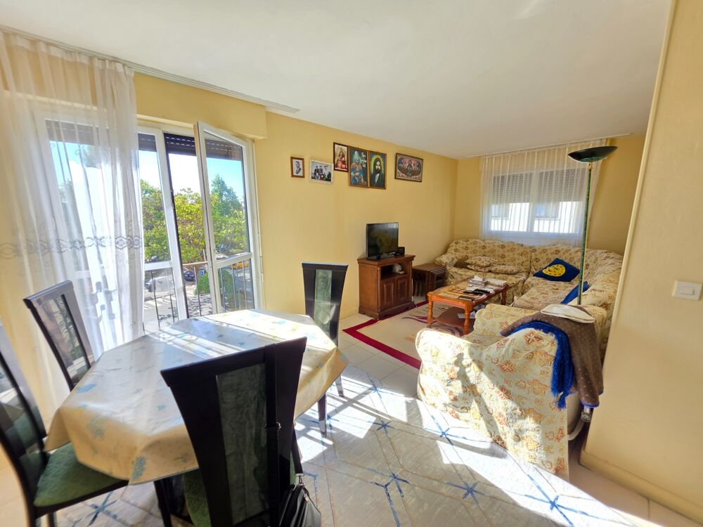 Appartement à vendre 95 pièces GRIGNY (91)