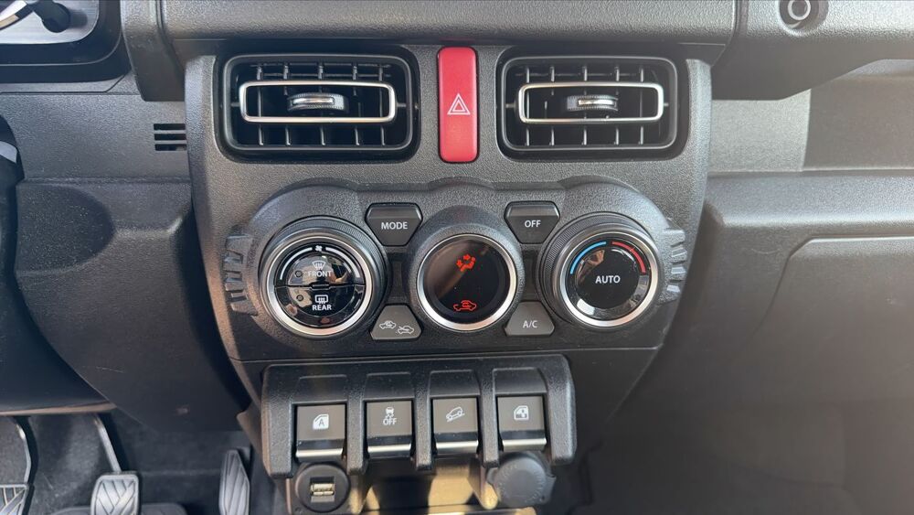 Jimny 1.5 VVT 102 4WD Privilege 2019 occasion 76140 Le Petit Quevilly