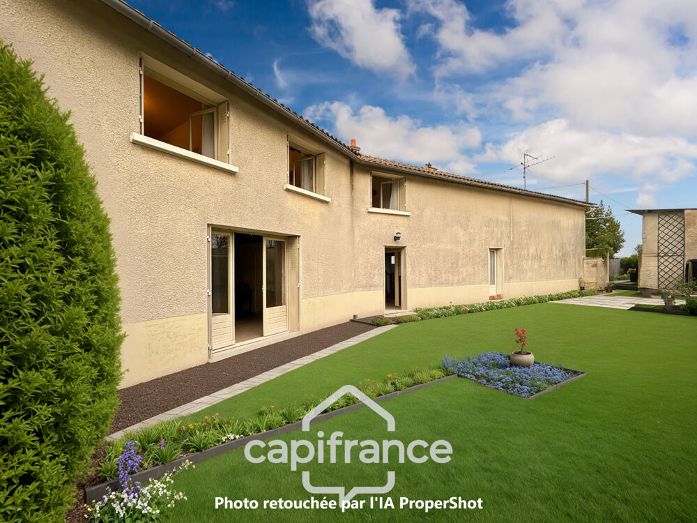 Maison à vendre maison 5 pièces dont 3 chambres VILLIERS (86) Terrain de 1028 m² avec dépendances