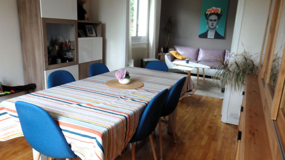 Maison Pommerit Le Vicomte 5 pièce(s) 96 m2