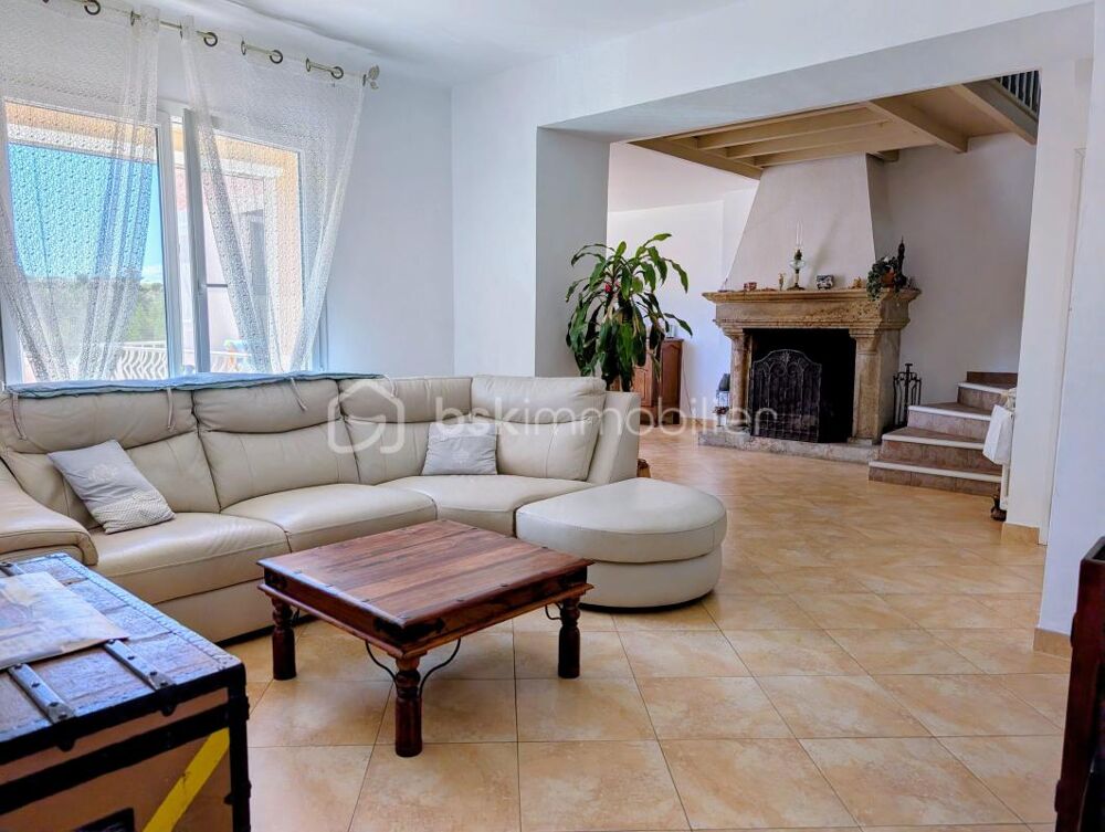 Vente Propriété/Château Propriété de 176 m² avec piscine, T2 indépendant et 3 garages Laurens