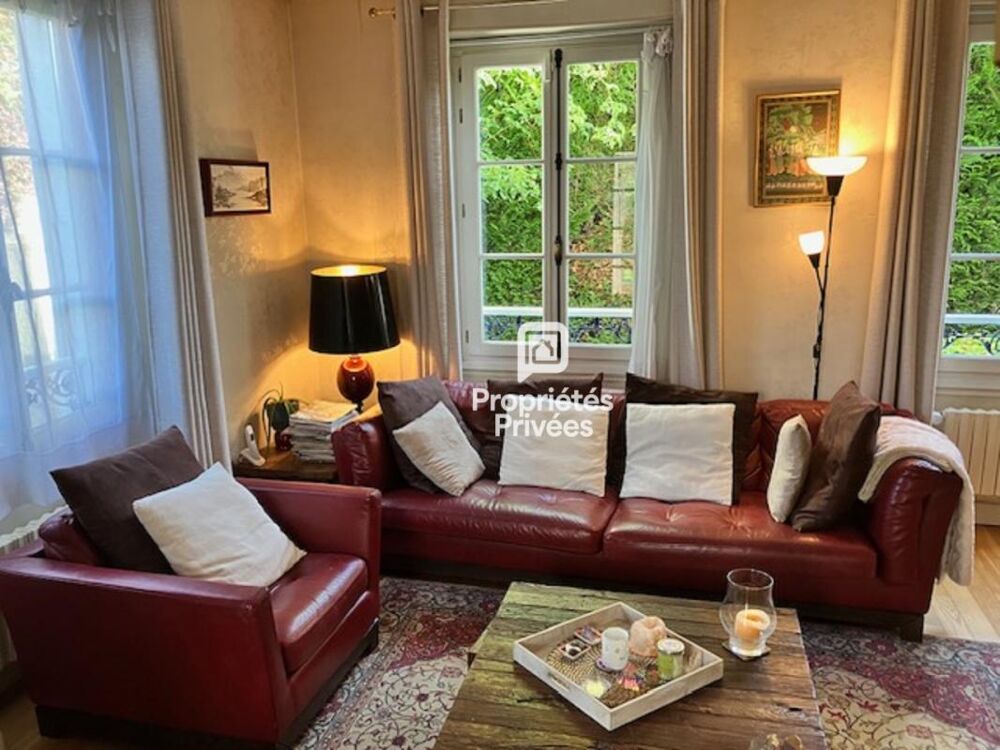 � vendre  Propri�t�/ch�teau Montfort-l'Amaury (78490)