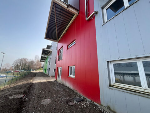   Bâtiment commercial à fort potentiel – Zone artisanale de Maxilly (74500) 