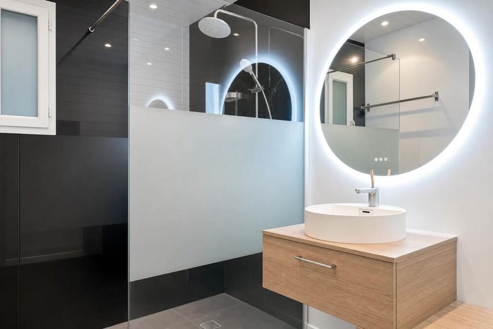 Maison récente de 3 pièces avec piscine à Porto-Vecchio