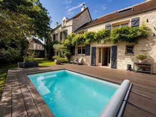  Propriété/château à vendre 7 pièces 240 m²