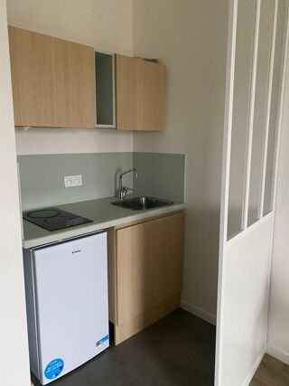  Appartement à louer 1 pièce 21 m²