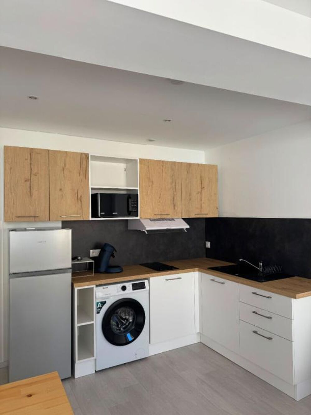 Location Appartement ROANNE - A LOUER STUDIO MEUBLE Roanne
