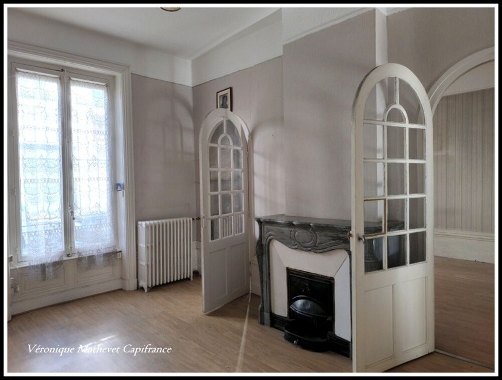 MAISON DE VILLE A RENOVER
