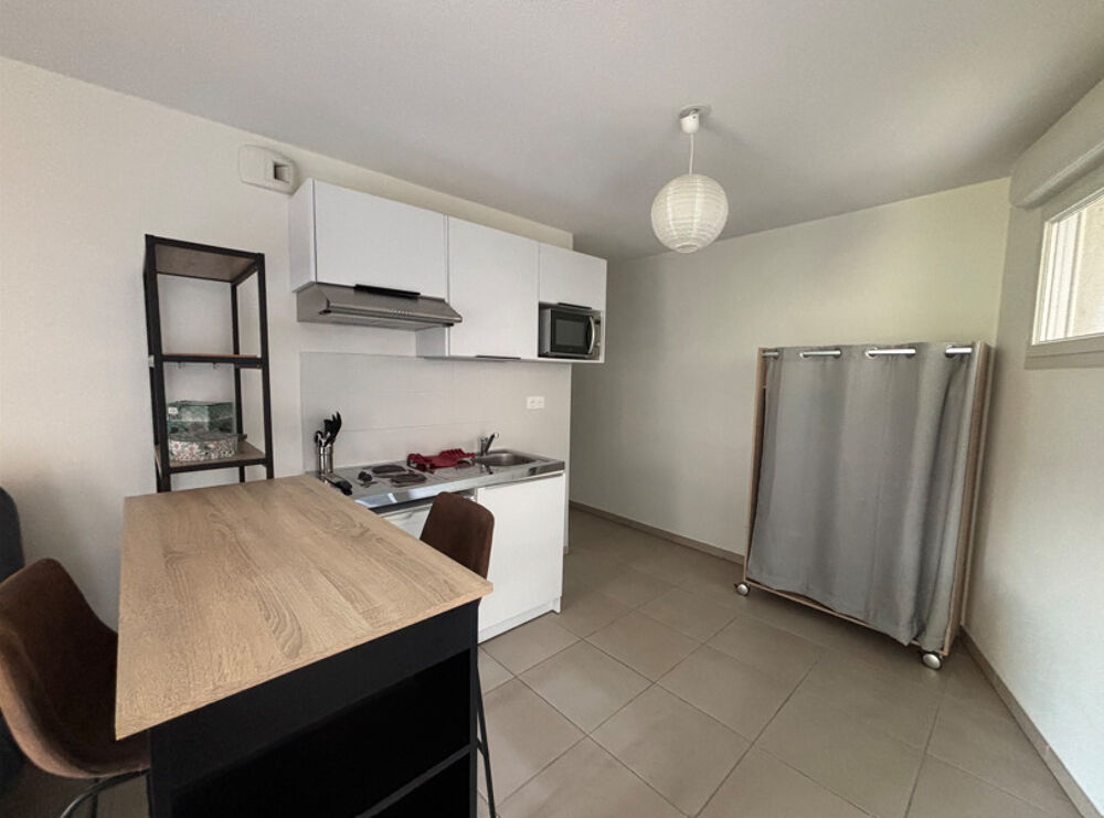 Location Appartement T1 meublé. Secteur Faculté Tréfilerie avec terrasse Saint etienne
